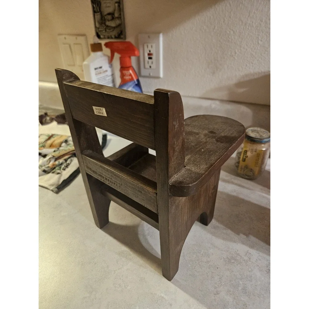 The Unbranded Brand chair has